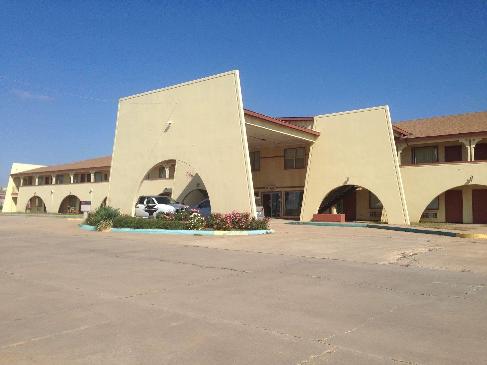 Hometown Inn And Suites Elk City Kültér fotó